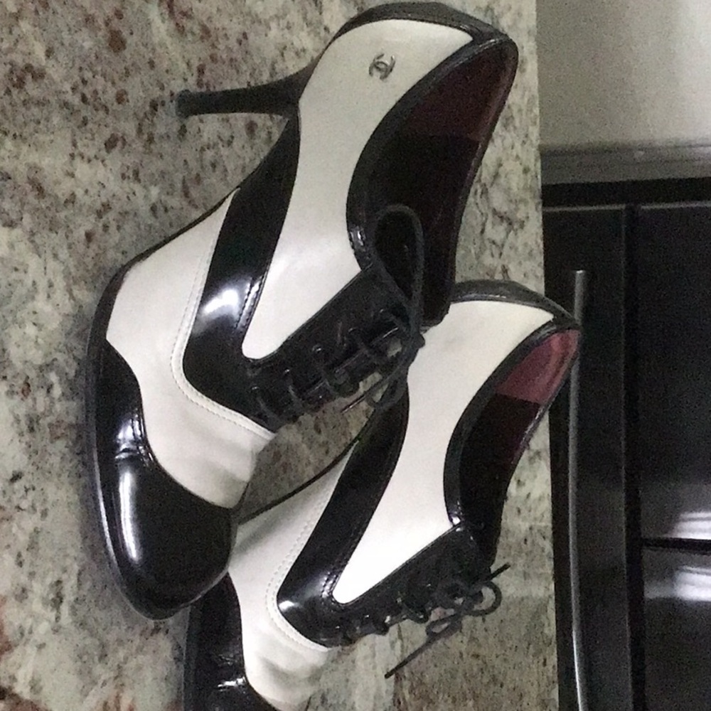 CHANEL Oxford shoes.